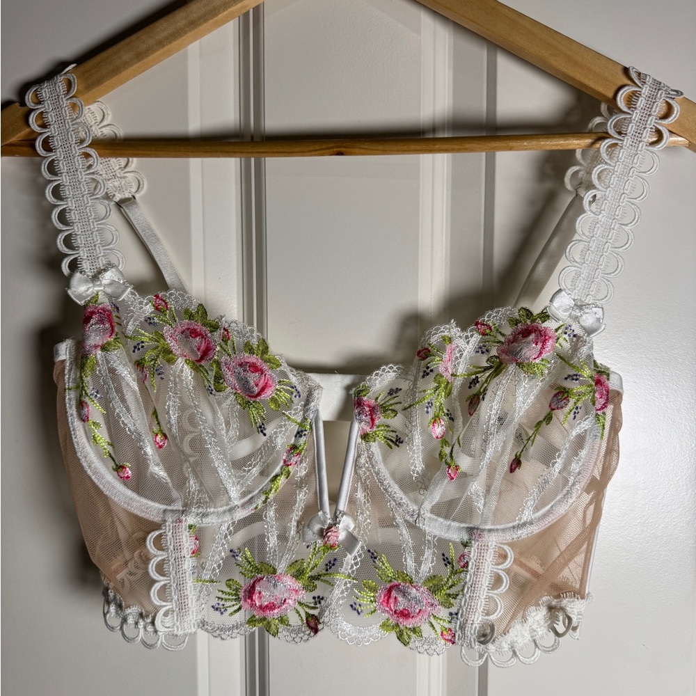 For Love And Lemons White and Pink Floral Embroidered Bra 0032